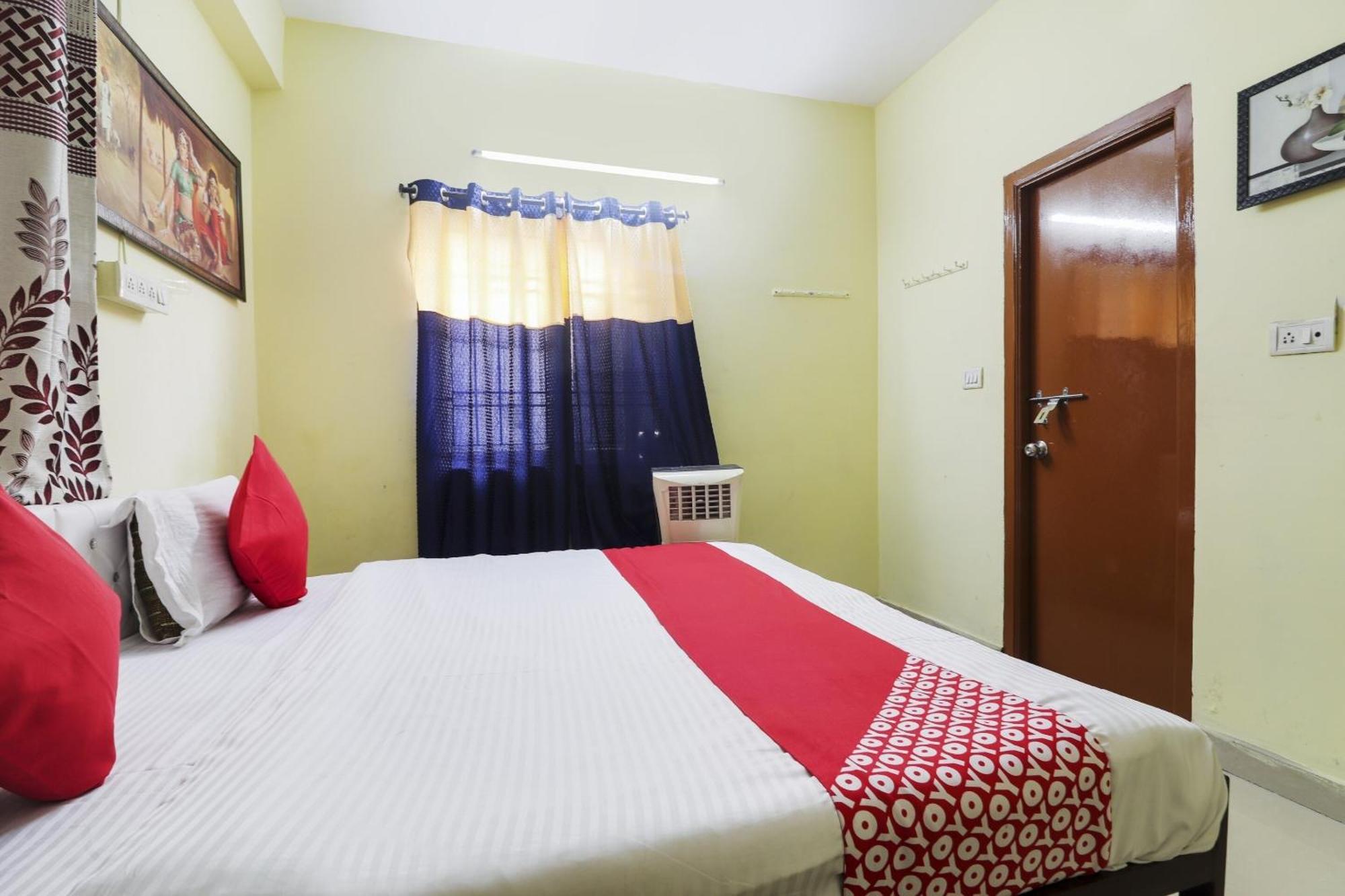 Hotel O Ruby Grand Inn Kondapur  Buitenkant foto
