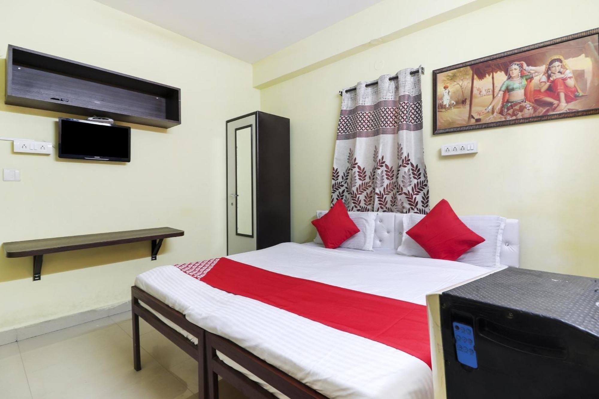 Hotel O Ruby Grand Inn Kondapur  Buitenkant foto