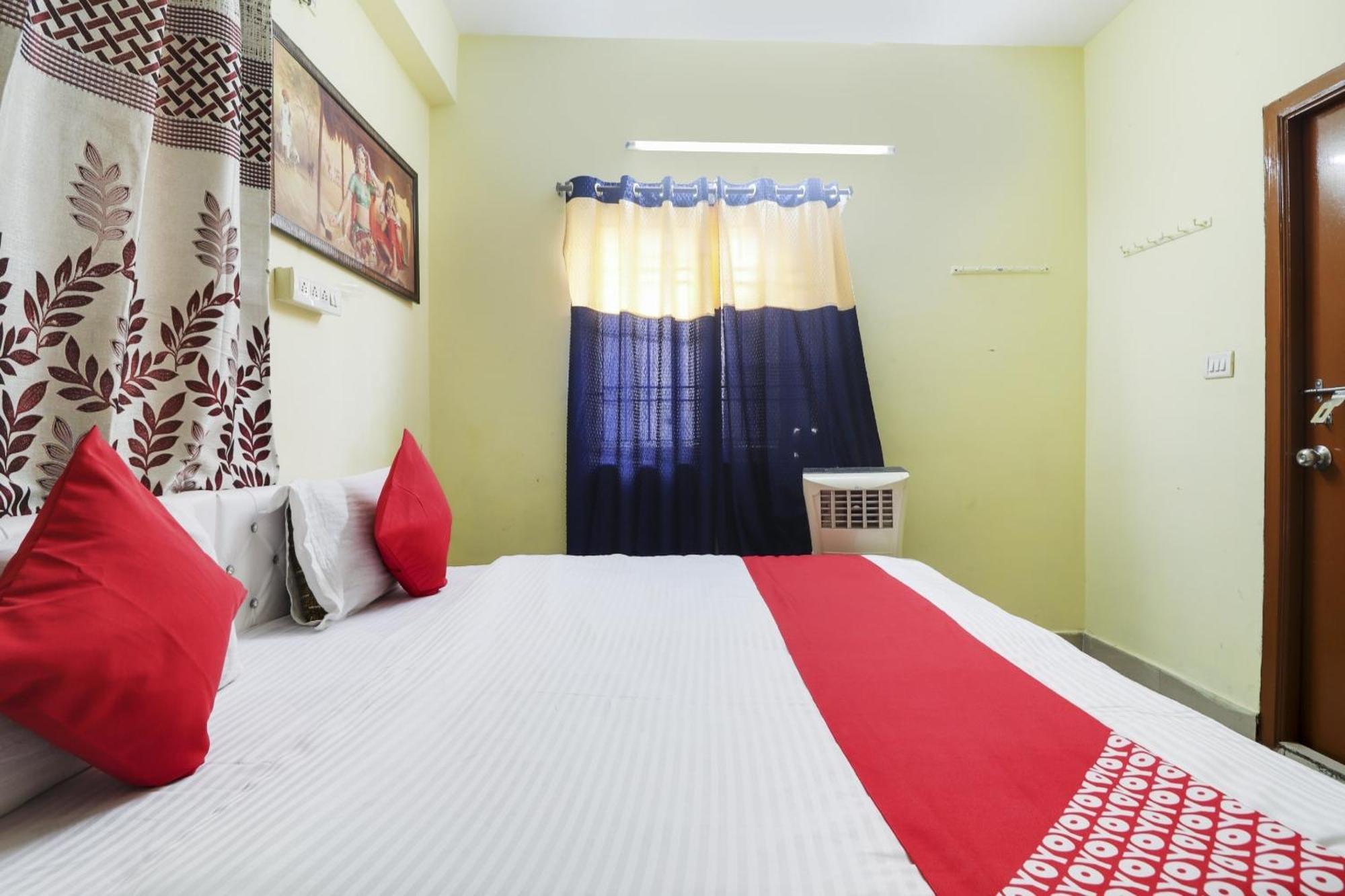 Hotel O Ruby Grand Inn Kondapur  Buitenkant foto