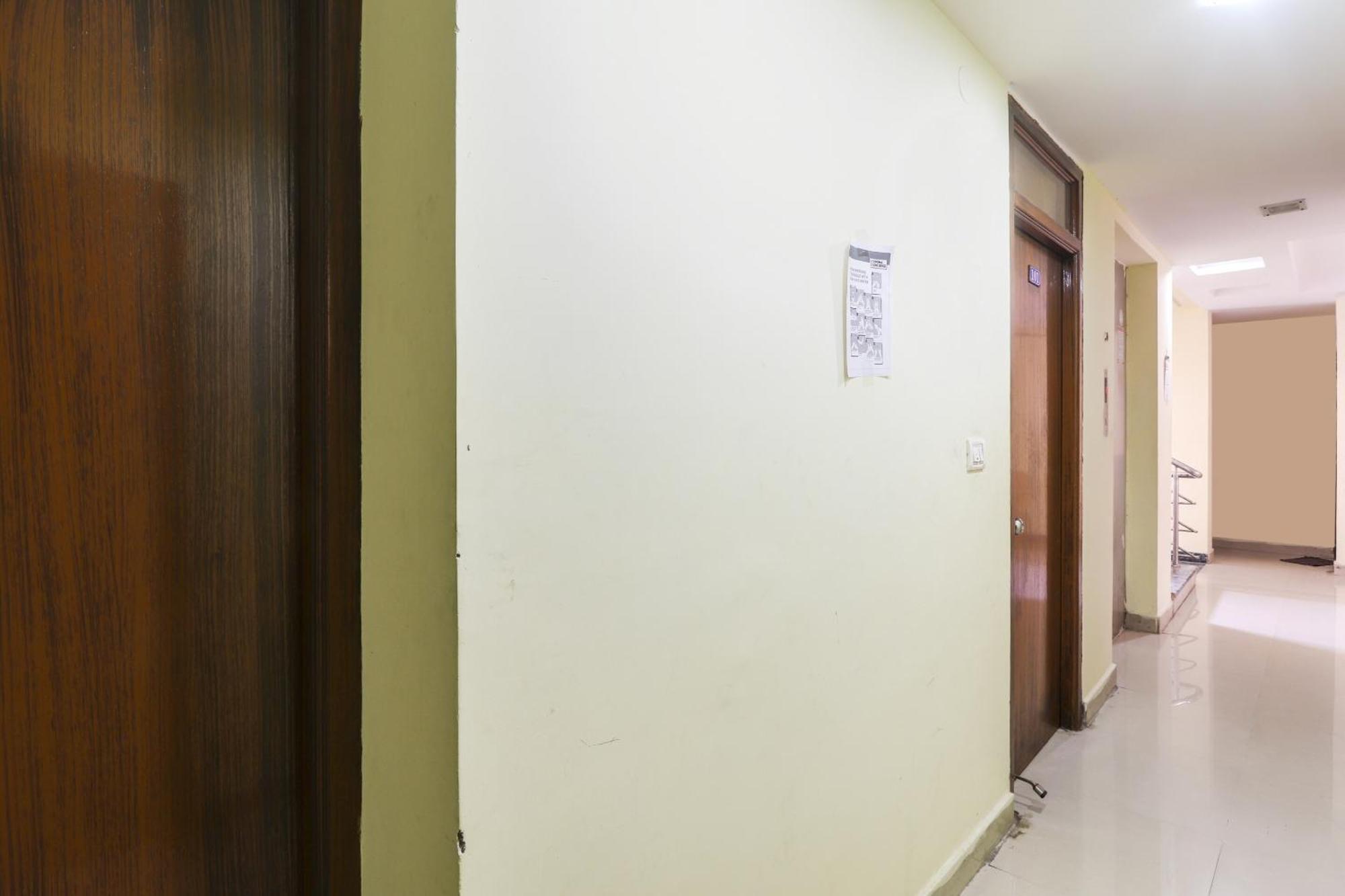 Hotel O Ruby Grand Inn Kondapur  Buitenkant foto